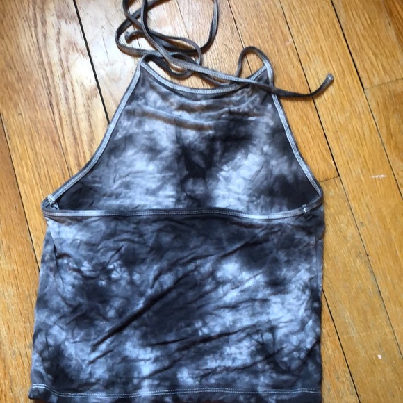 Halter top - Picture 2 of 2